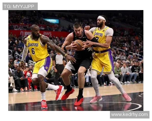 2004年NBA总决赛回顾：魔术队与湖人队的巅峰对决与传奇时刻